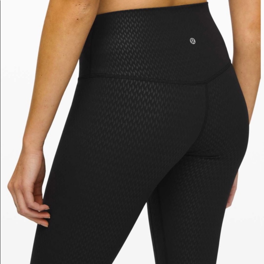 **lululemon Align Pant 28" — Diverge Emboss Black — Size 2 🖤**